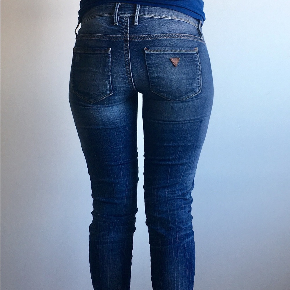 GUESS jeans
